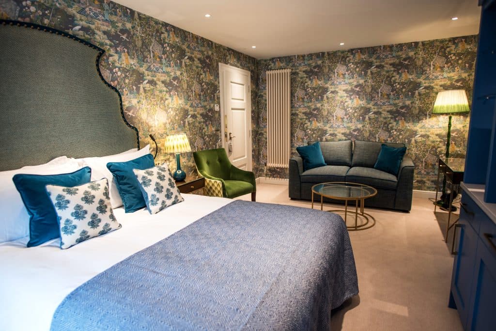 Dewars bespoke hotel rooms