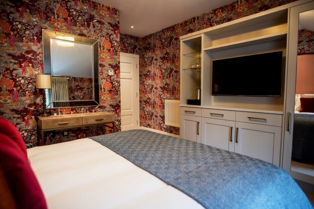Dewars bespoke hotel rooms